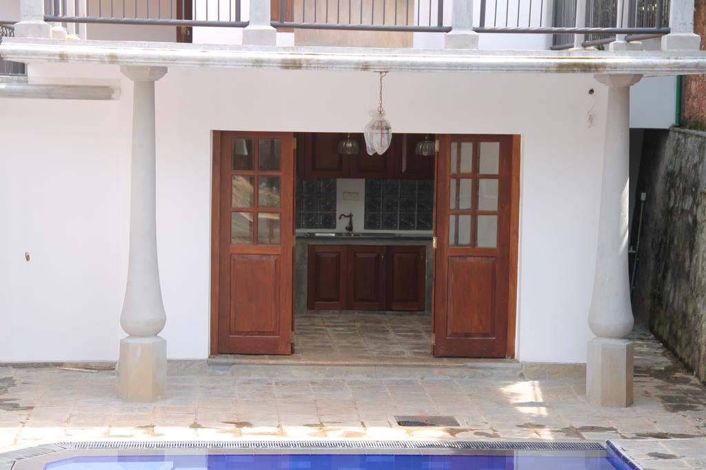 Siriniwasa Luxury Villa With Private Pool Induruwa Buitenkant foto