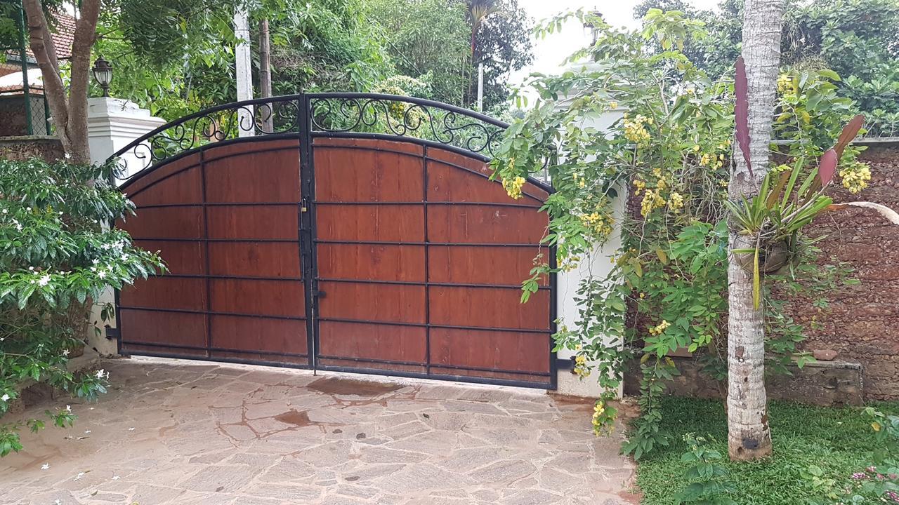 Siriniwasa Luxury Villa With Private Pool Induruwa Buitenkant foto