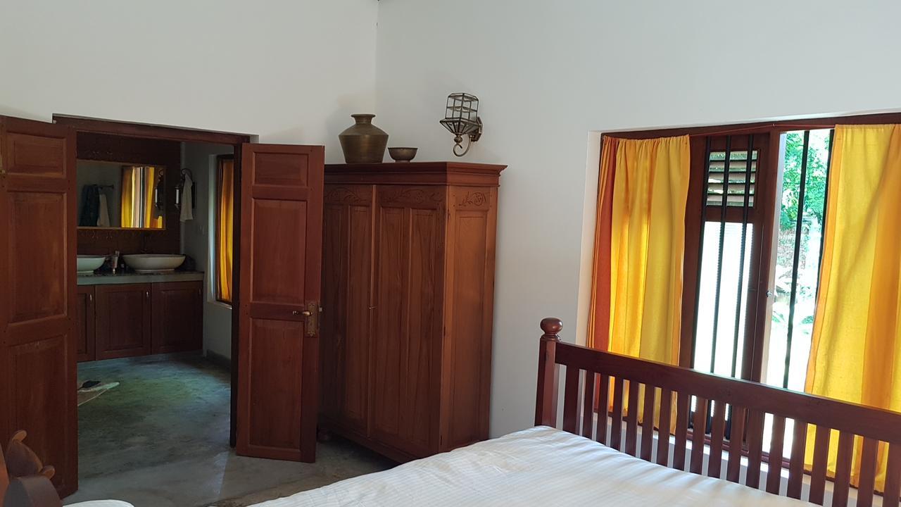 Siriniwasa Luxury Villa With Private Pool Induruwa Buitenkant foto